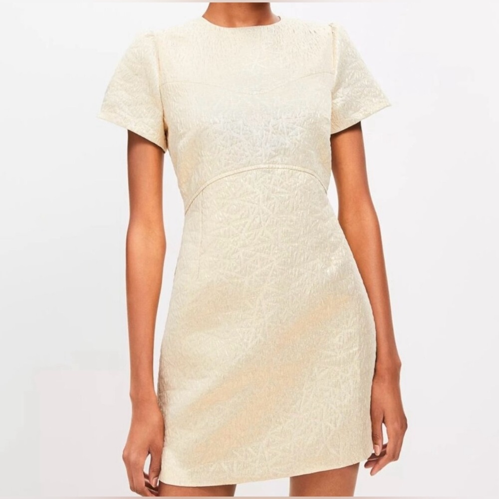 ⭐️LOFT Gold Metallic Brocade Shift Dress⭐️